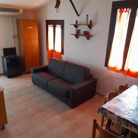 La Macciona Apartment Aglientu Luaran gambar