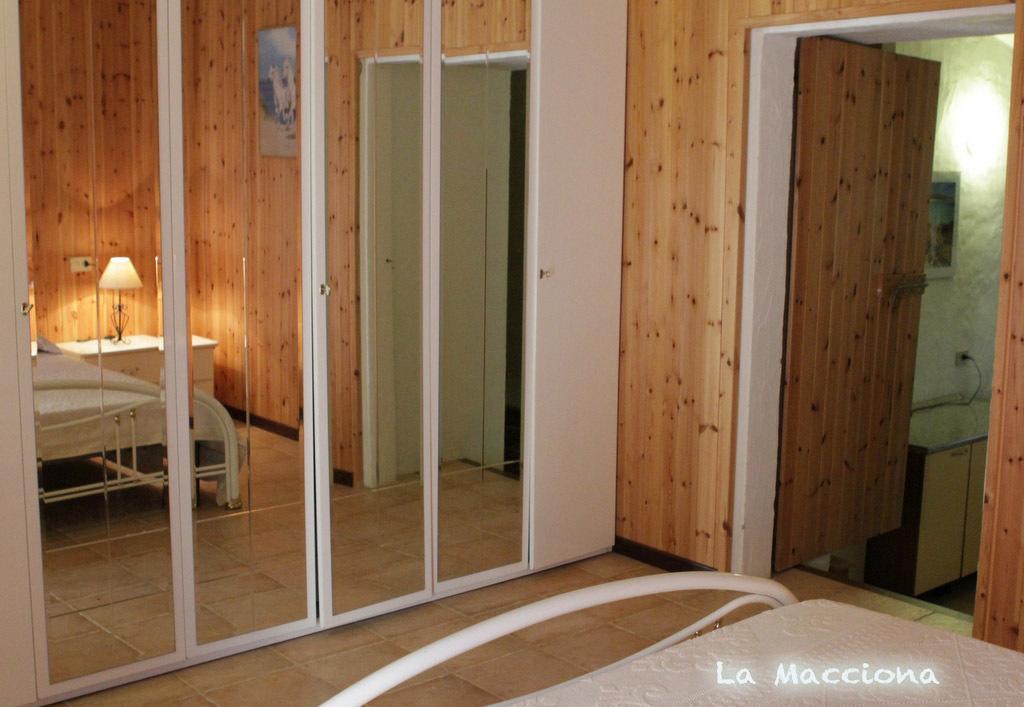 La Macciona Apartment Aglientu Bilik gambar