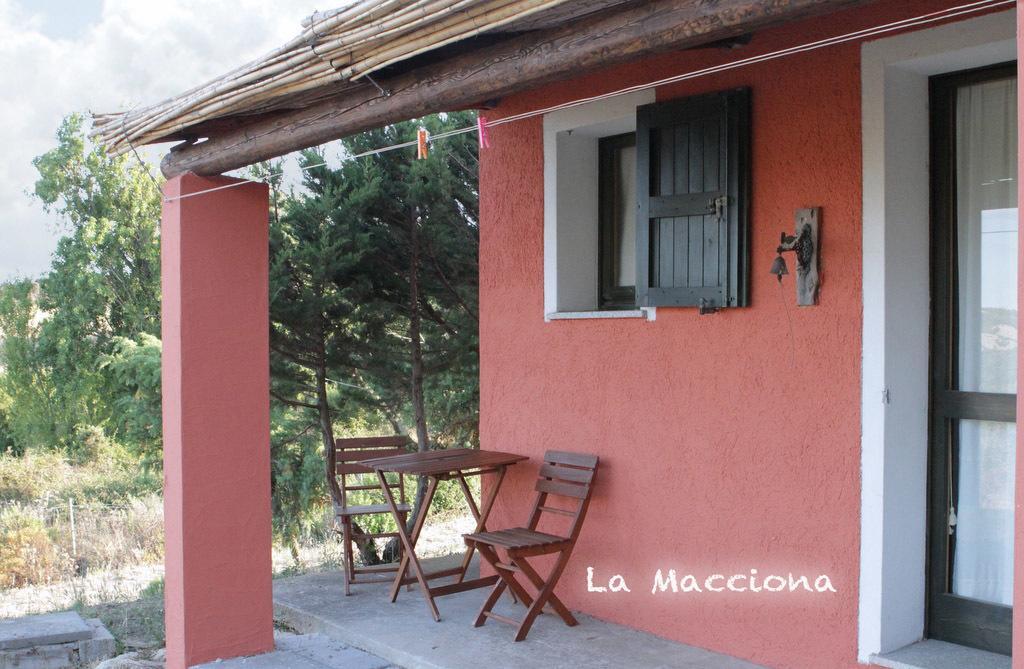 La Macciona Apartment Aglientu Luaran gambar