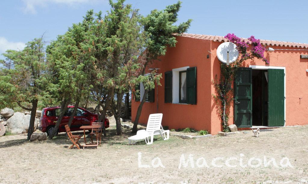 La Macciona Apartment Aglientu Luaran gambar